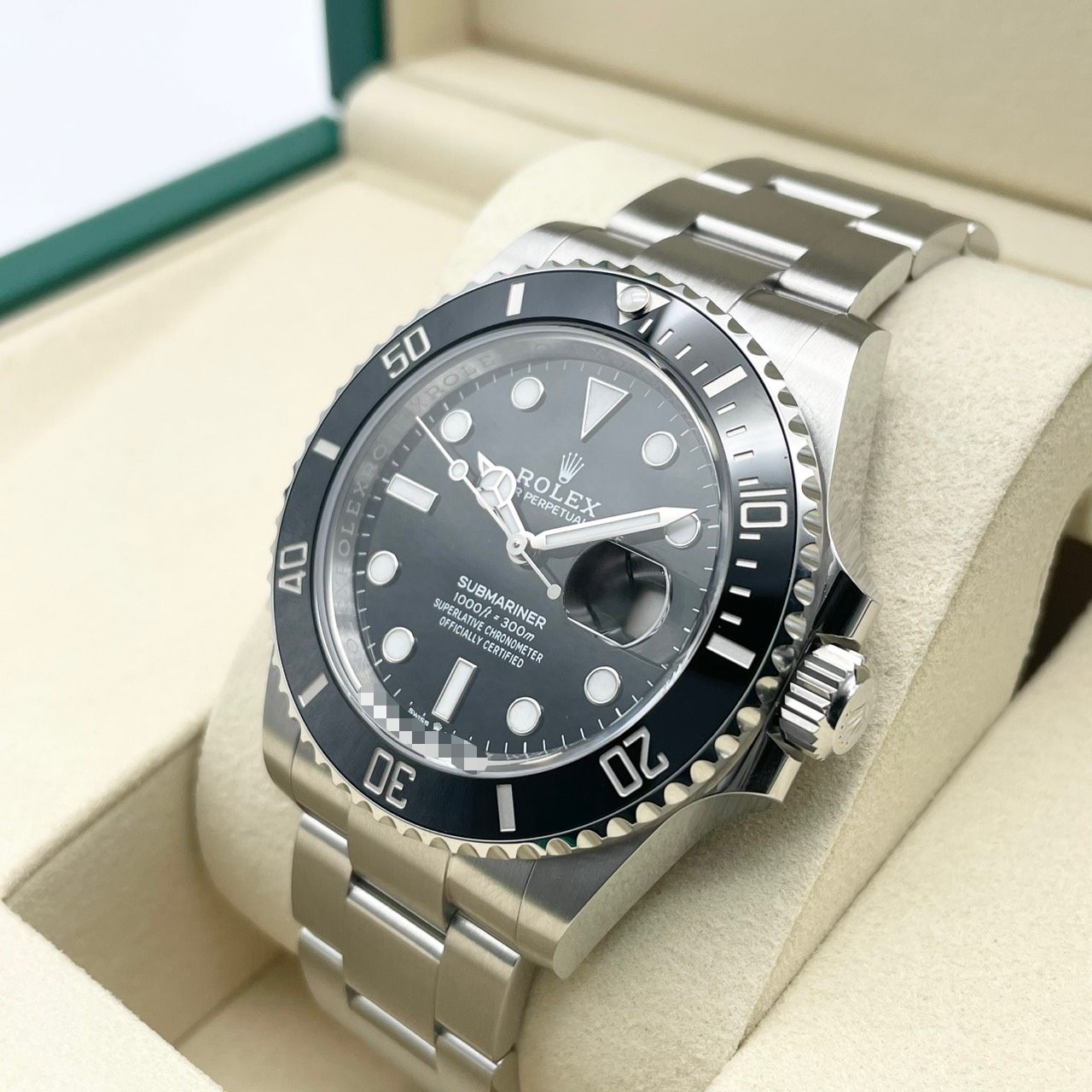 ロレックス サブマリーナーデイト 126610LN ブラック 41mm