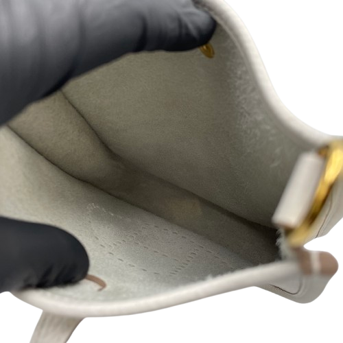 関税込み国内発送 エルメス ミニエヴリンTPM グリペールゴールド 新品未使用】2023年製 エルメス ミニエヴリン TPM ゴールド