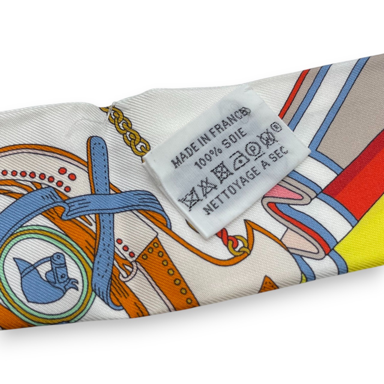 エルメス ツイリー 鞍職人の花束 ジョーヌ・ヴィフ / レッド / マルチカラー シルク100％