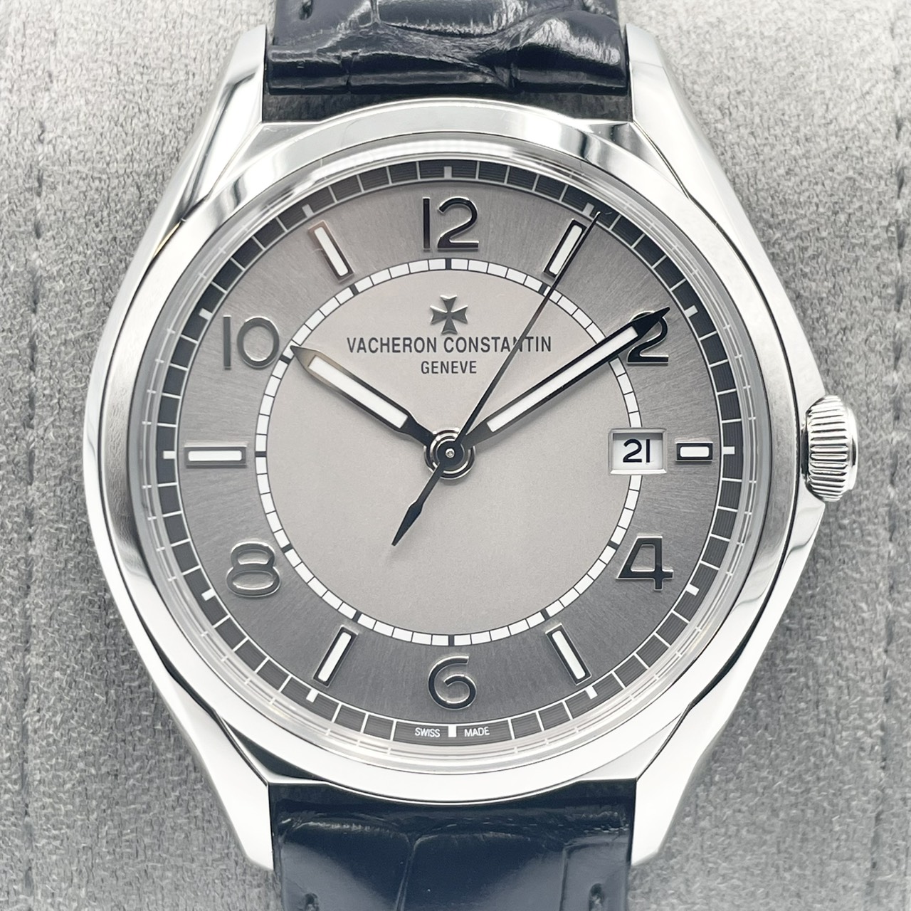 ヴァシュロンコンスタンタン フィフティーシックス 4600E/000A-B442 ステンレススチール グレーオパーリン 40mm