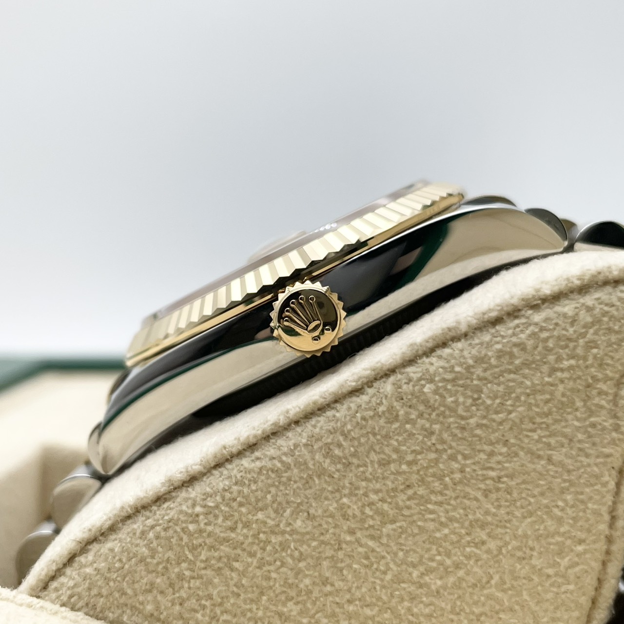 ロレックス デイトジャスト 126233G シャンパンカラー ジュビリーブレス 36mm