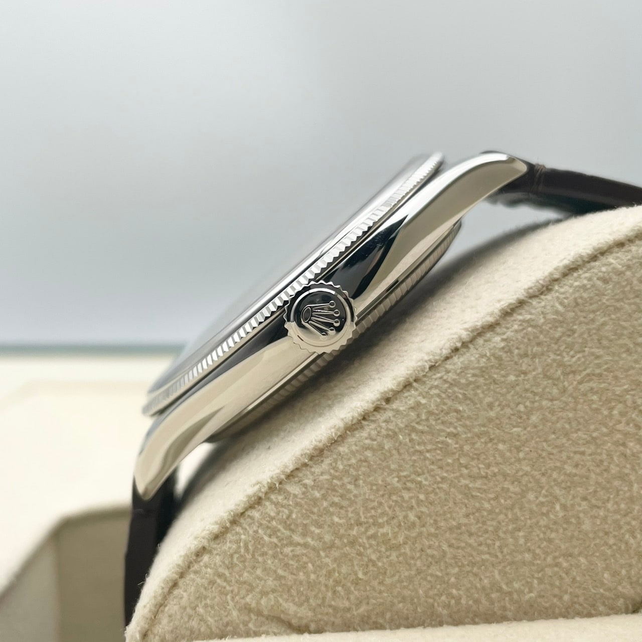 25年8月ギャラ！】ロレックス 1908 52506 アイスブルー プラチナ 39mm