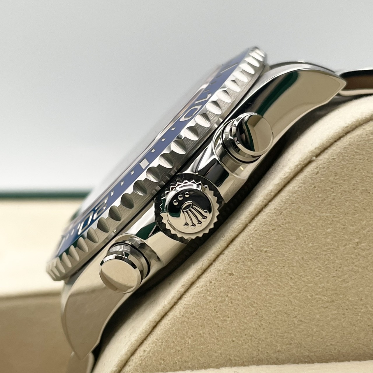 【2026年新作！】ロレックス ヨットマスター II 126680 ホワイト ステンレススチール 44ｍｍ