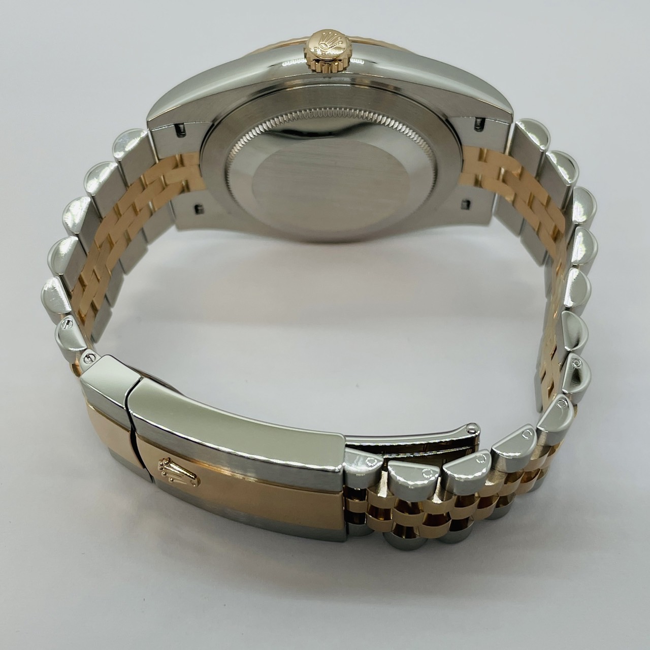 ロレックス デイトジャスト 126331 シルバーフルーテッドモチーフ