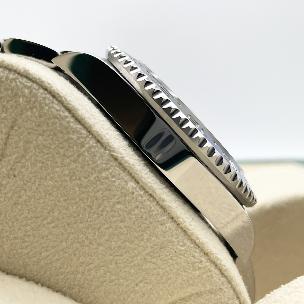 ロレックス GMTマスターII 126710BLNR バットマン オイスターブレス ブラック 40mm