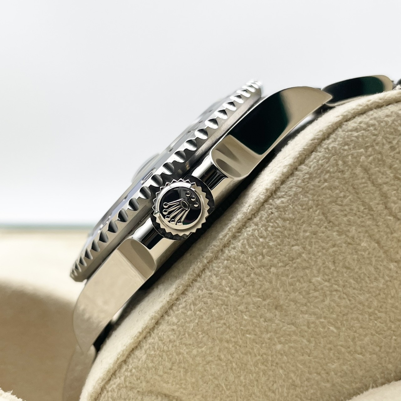 ロレックス GMTマスターII 126710BLNR バットマン オイスターブレス ブラック 40mm