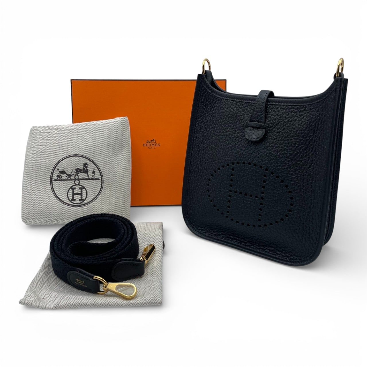 エルメス ミニエヴリン アマゾーヌ TPM ノワール トリヨンクレマンス