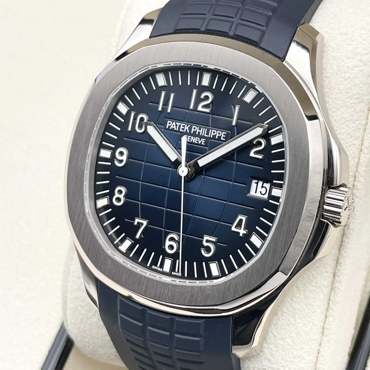 パテックフィリップ アクアノート 5168G-001 ブルー 42.2mm