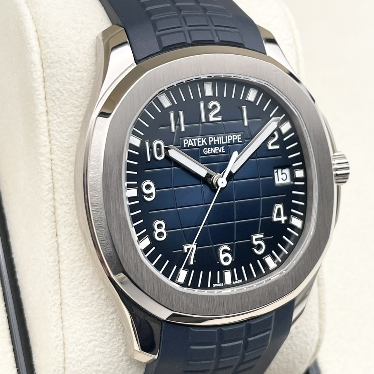 パテックフィリップ アクアノート 5168G-001 ブルー 42.2mm