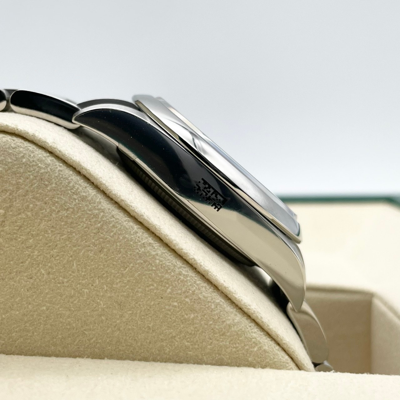 ロレックス オイスターパーペチュアル 124200 キャンディピンク オイスターブレス 34mm