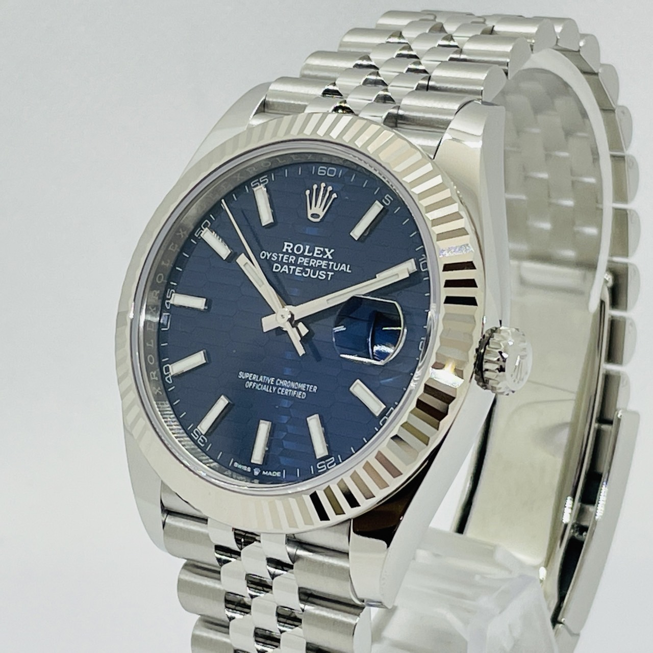 ロレックス デイトジャスト 126334 フルーテッドモチーフ　ジュビリーブレス　ブライトブルー