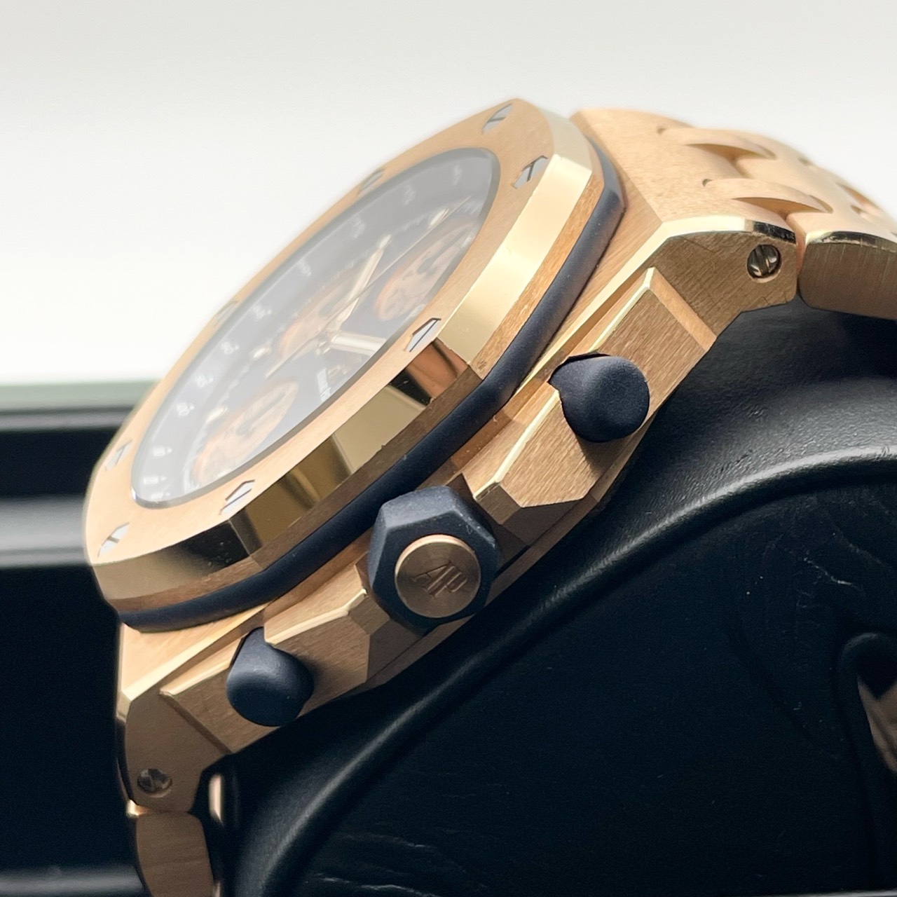 【国内最安！】オーデマピゲ ロイヤルオーク オフショア  26238OR.OO.2000OR.01 ピンクゴールド 42mm