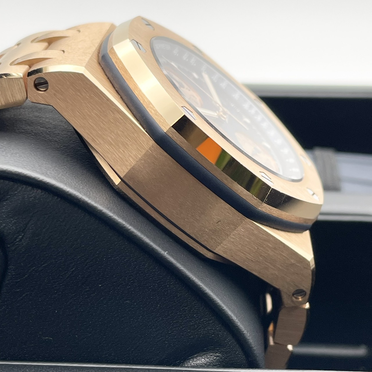 【国内最安！】オーデマピゲ ロイヤルオーク オフショア  26238OR.OO.2000OR.01 ピンクゴールド 42mm