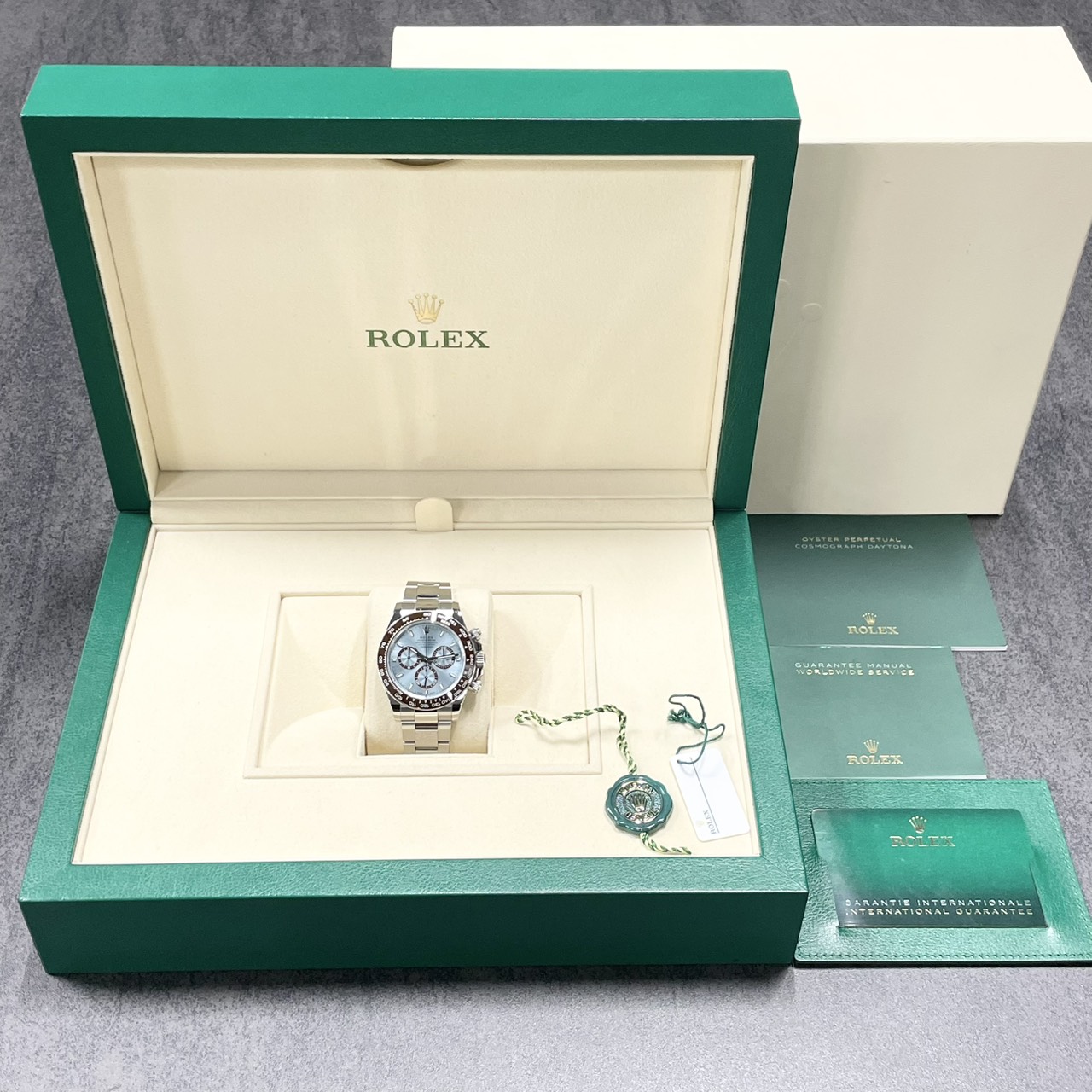 ロレックス デイトナ 126506 アイスブルー 40mm - ブランド品専門店
