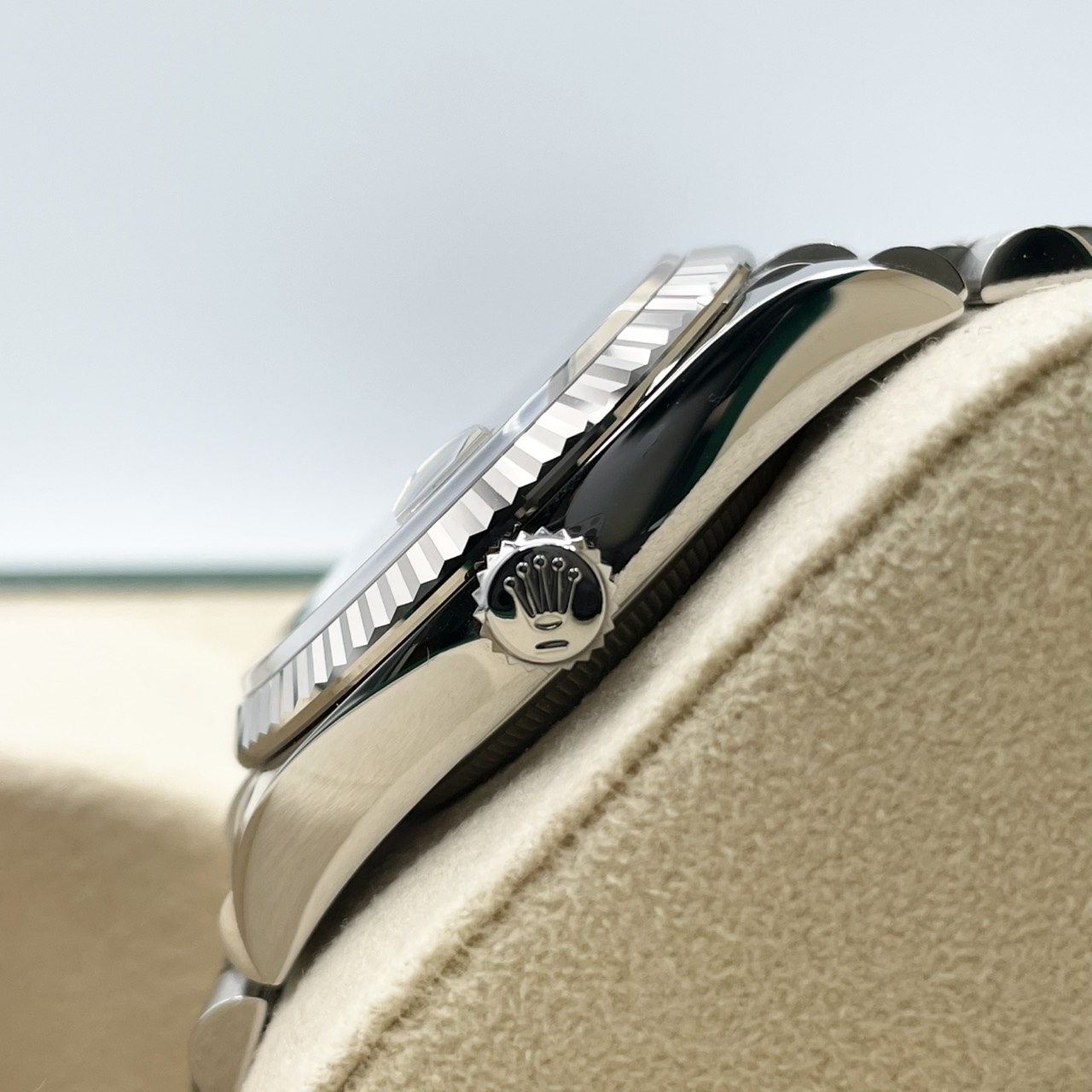 ロレックス デイトジャスト 126234G オリーブグリーンパームモチーフ ジュビリーブレスレット 36mm