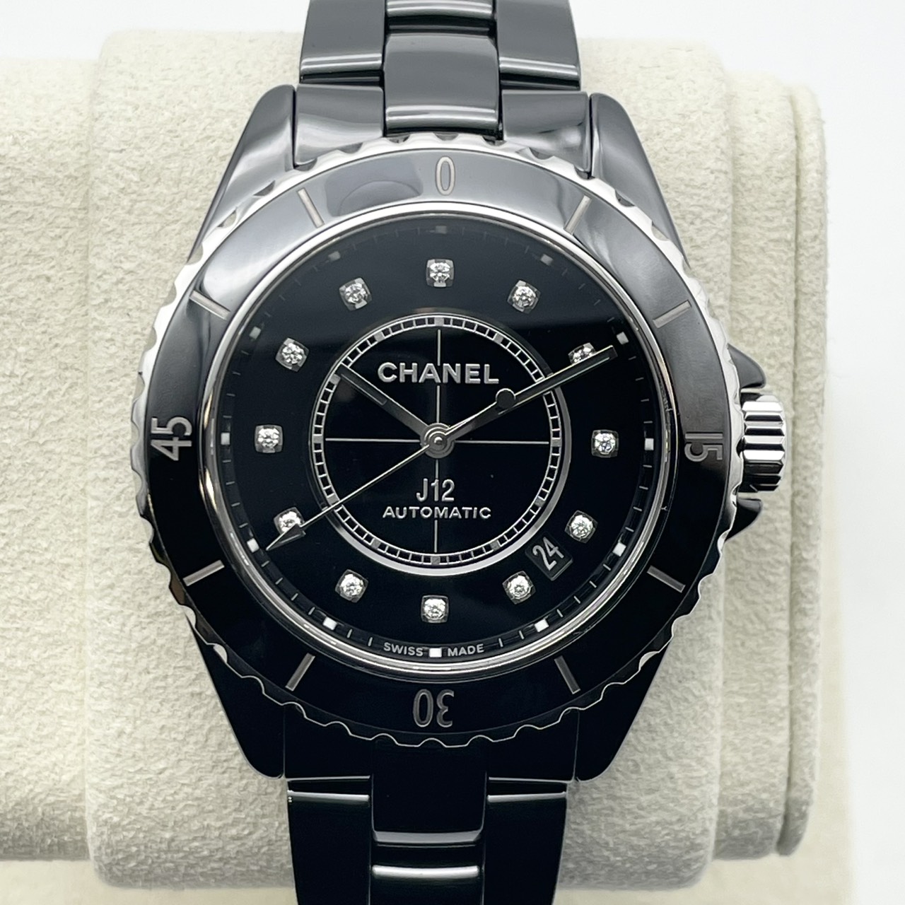 シャネル J12 H5702 ブラックセラミック 38mm