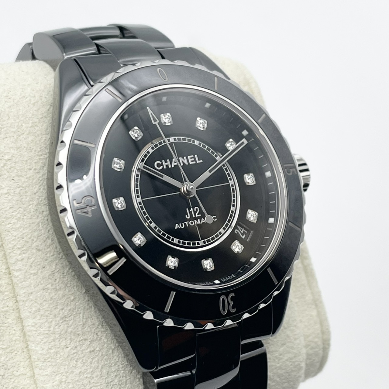シャネル J12 H5702 ブラックセラミック 38mm