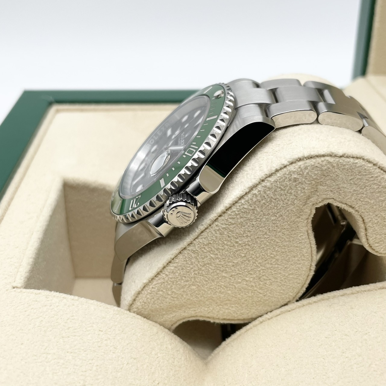 ロレックス サブマリーナ デイト 126610LV ブラック 41mm