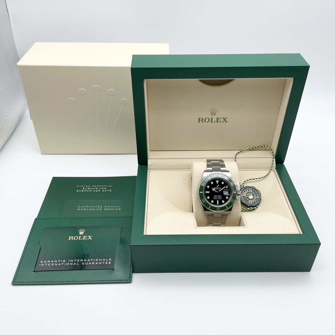 ロレックス サブマリーナ デイト 126610LV ブラック 41mm