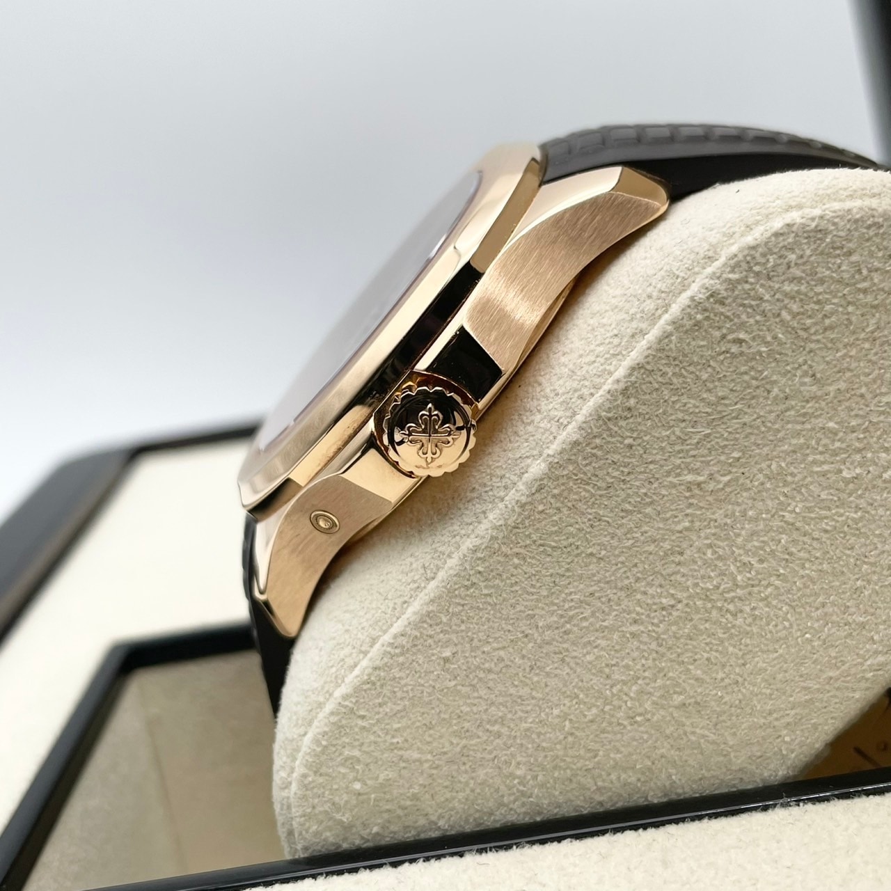 パテックフィリップ アクアノート 5164R-001 ブラウン・エンボス 40.8mm