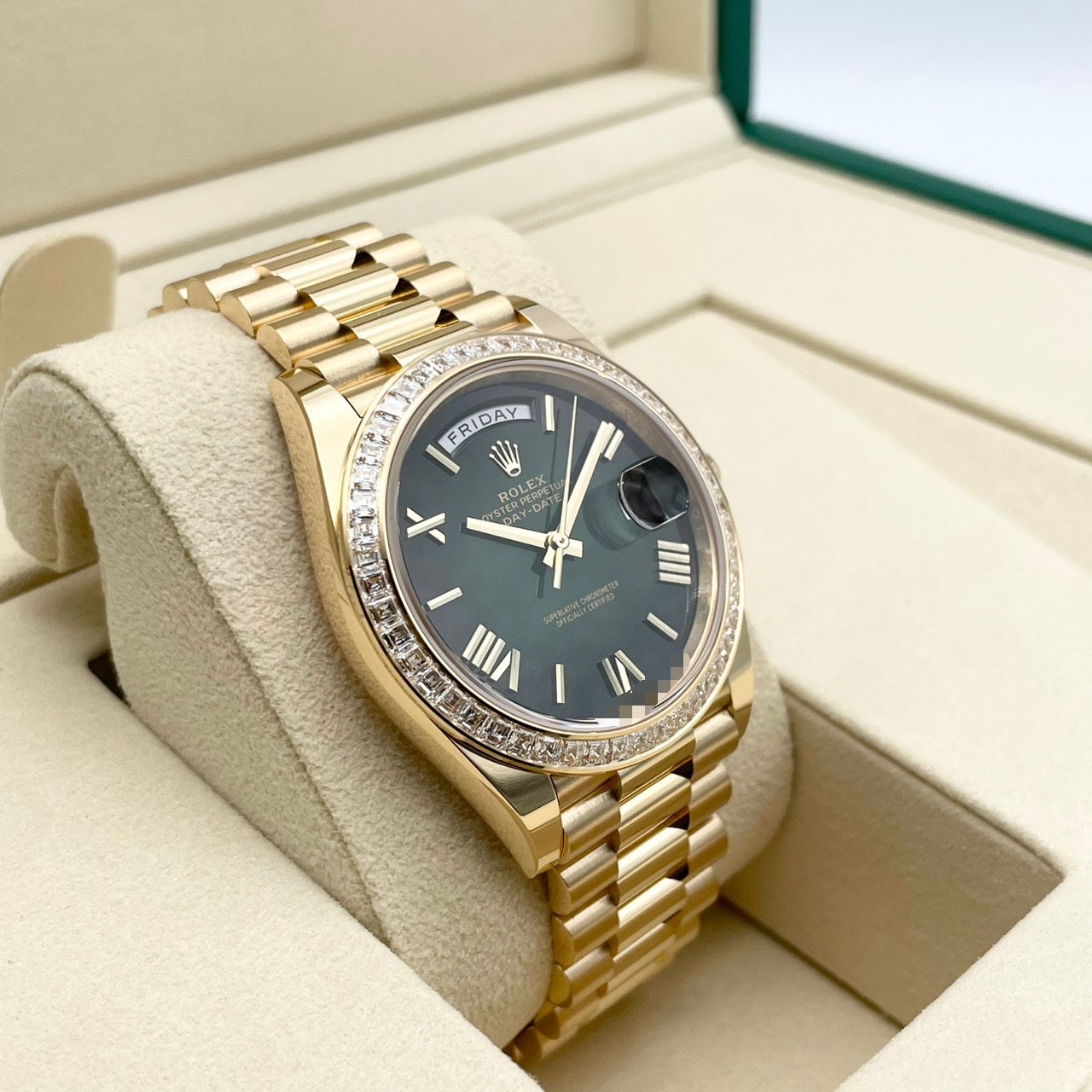 ロレックス デイデイト 228398TBR グリーンオンブレ 40mm