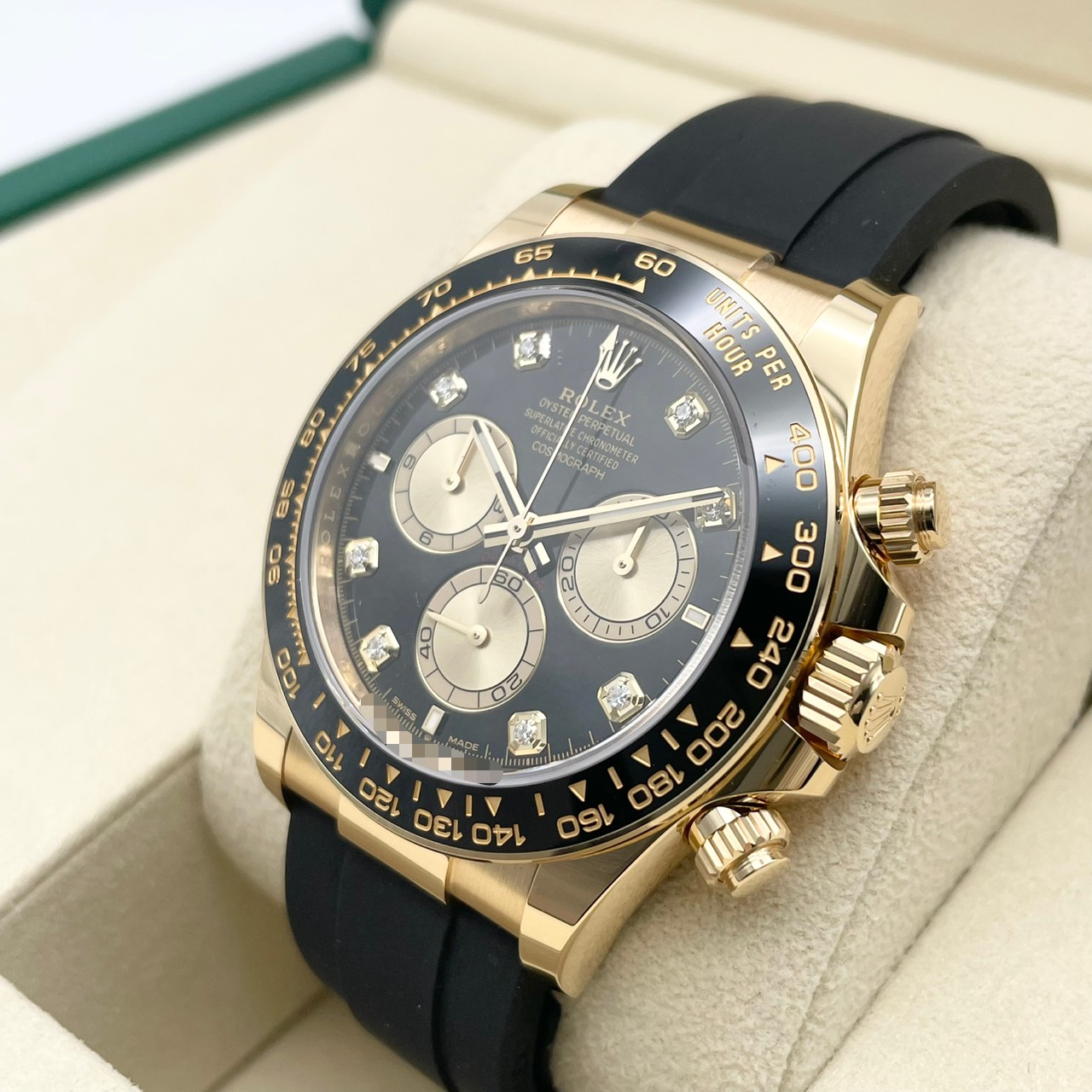 ロレックス デイトナ 126518LNG ゴールデン・ブライトブラック 8Pダイヤ 40mm