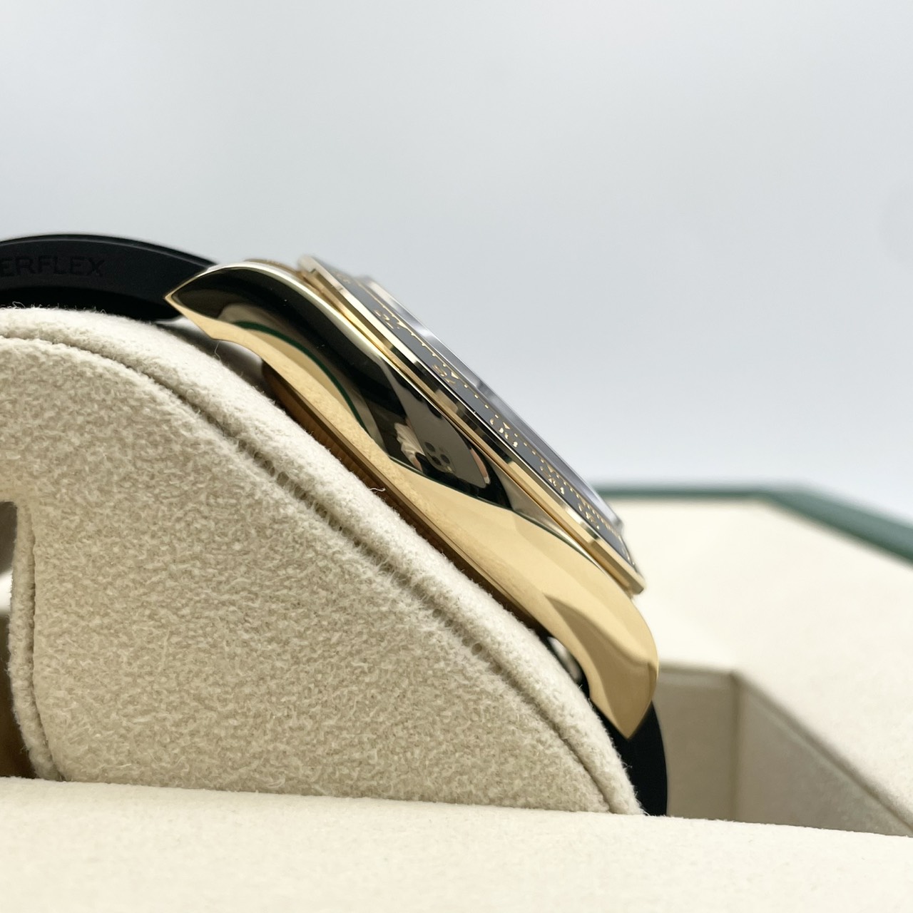 ロレックス デイトナ 126518LNG ゴールデン・ブライトブラック 8Pダイヤ 40mm