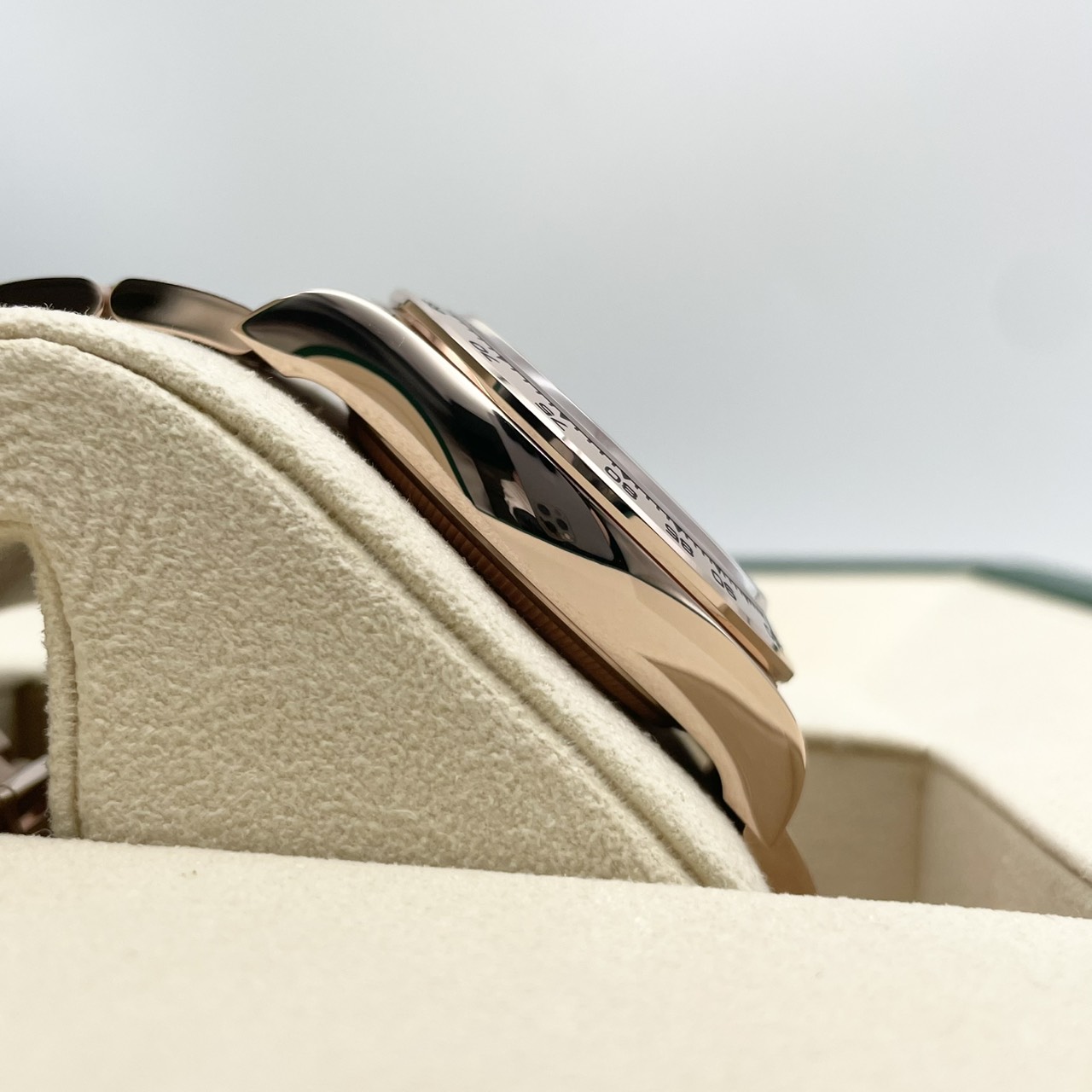 ロレックス デイトナ 126505 サンダスト＆ブライトブラック 40mm