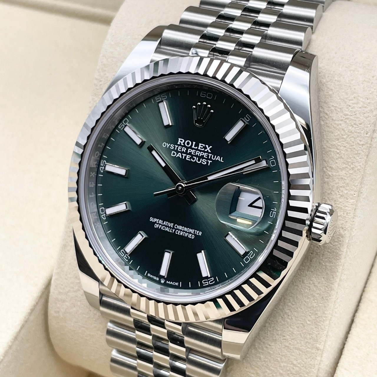 【保証書日付2026年2月！】 ロレックス デイトジャスト 126334 ミントグリーン ジュビリーブレス 41mm