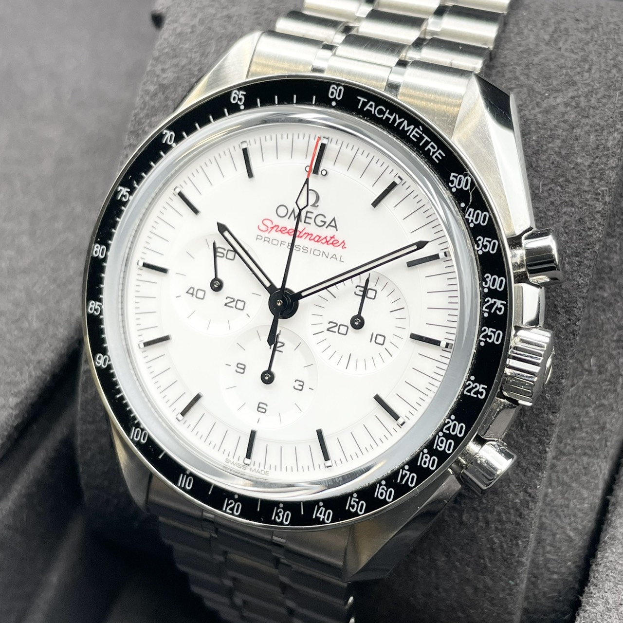 オメガ スピードマスター ムーンウォッチ プロフェッショナル 310.30.42.50.04.001 ホワイト 42mm