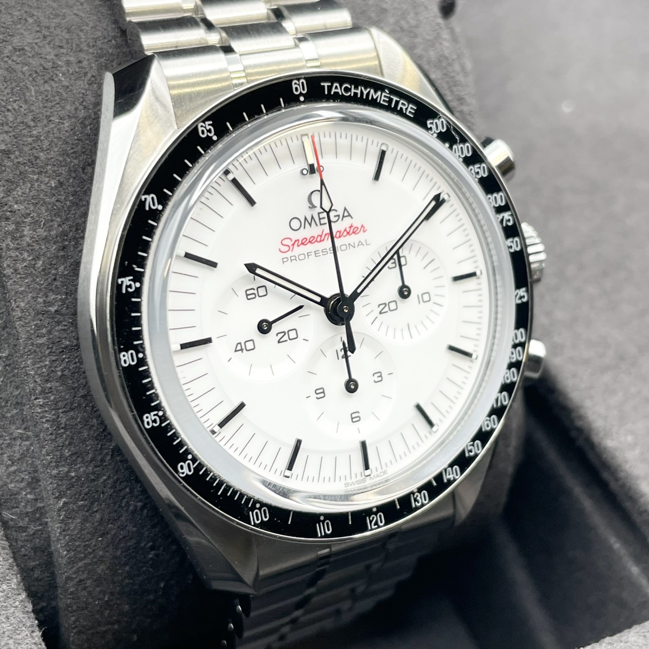 オメガ スピードマスター ムーンウォッチ プロフェッショナル 310.30.42.50.04.001 ホワイト 42mm