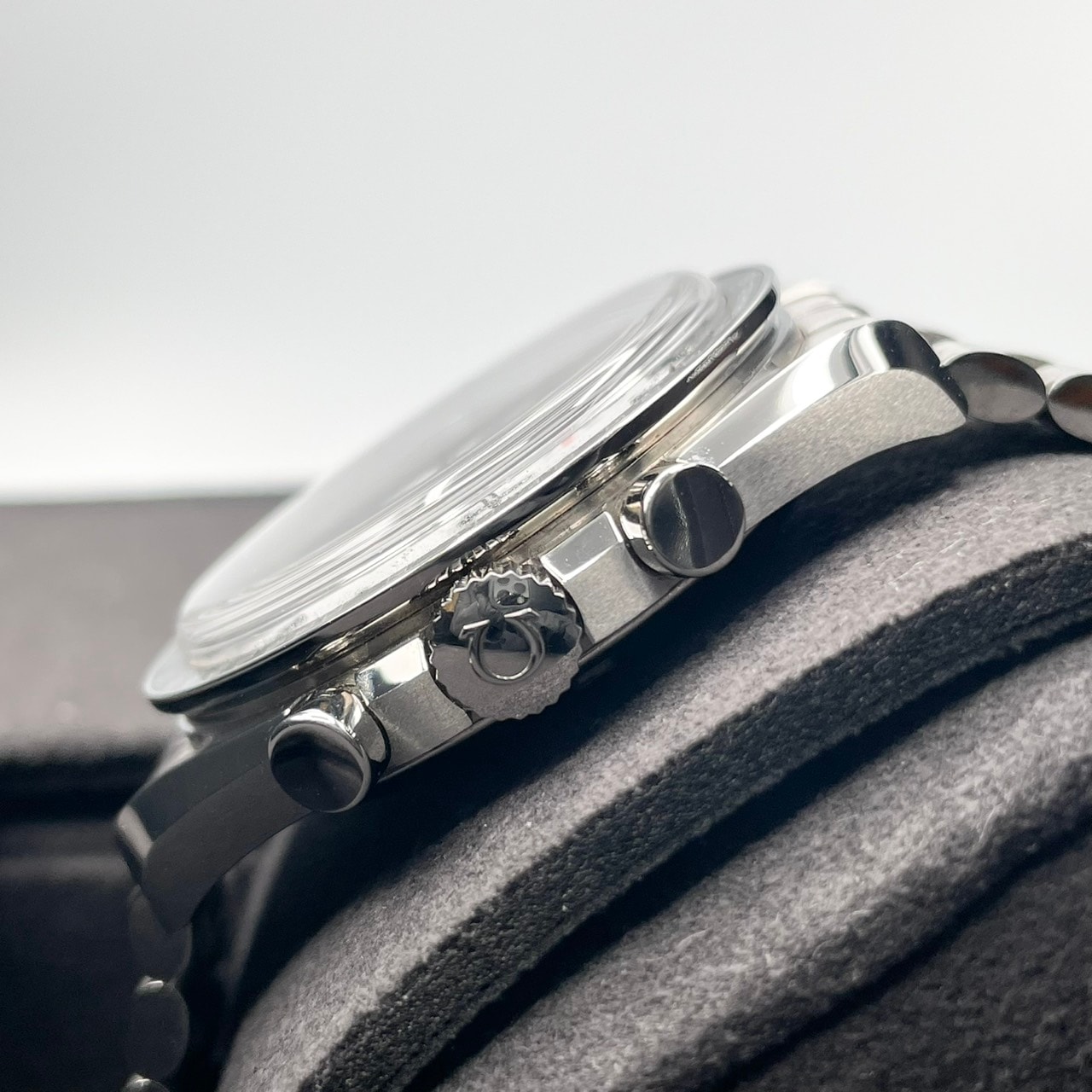 オメガ スピードマスター ムーンウォッチ プロフェッショナル 310.30.42.50.04.001 ホワイト 42mm