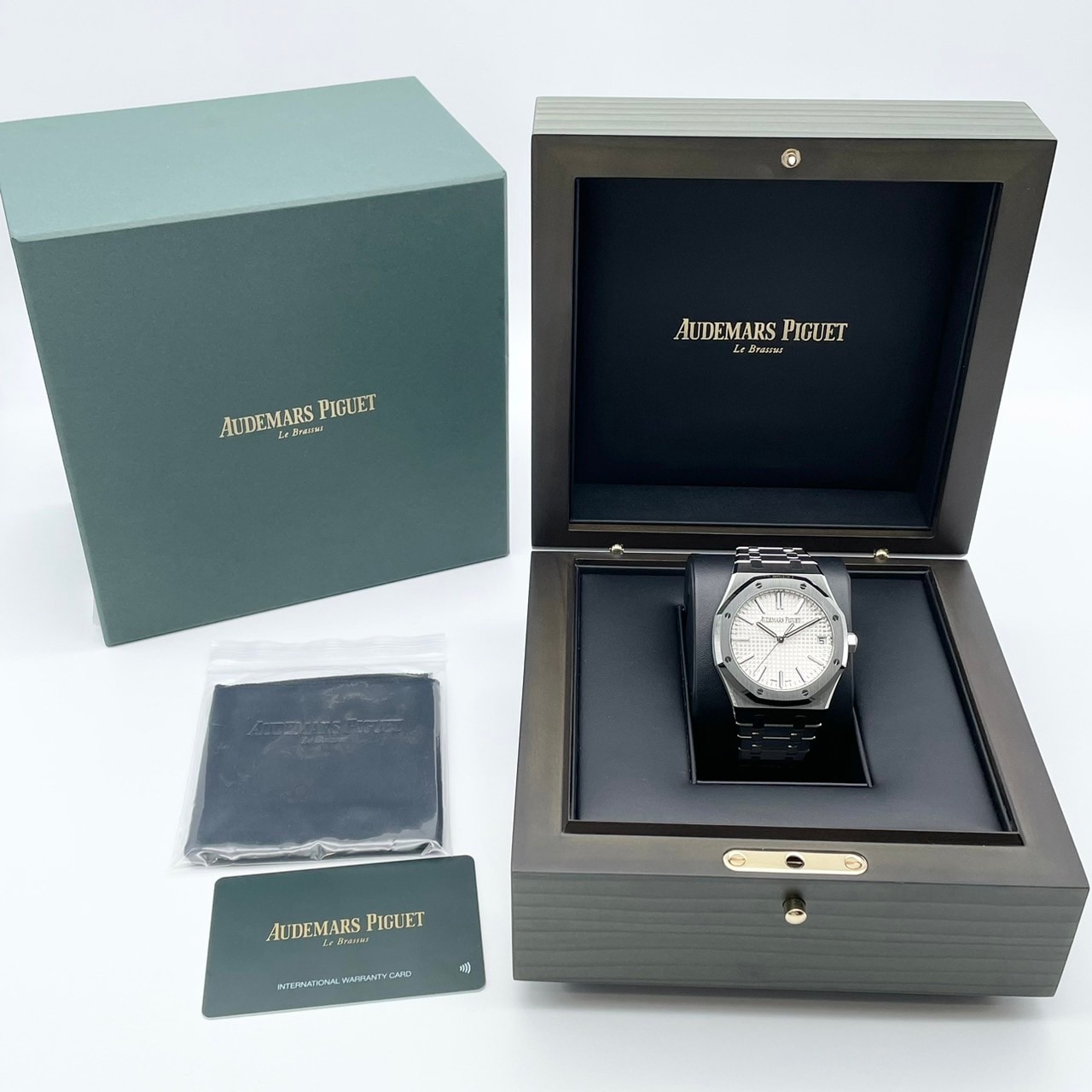 オーデマピゲ ロイヤルオーク 15510ST.OO.1320ST.08 シルバー 41mm