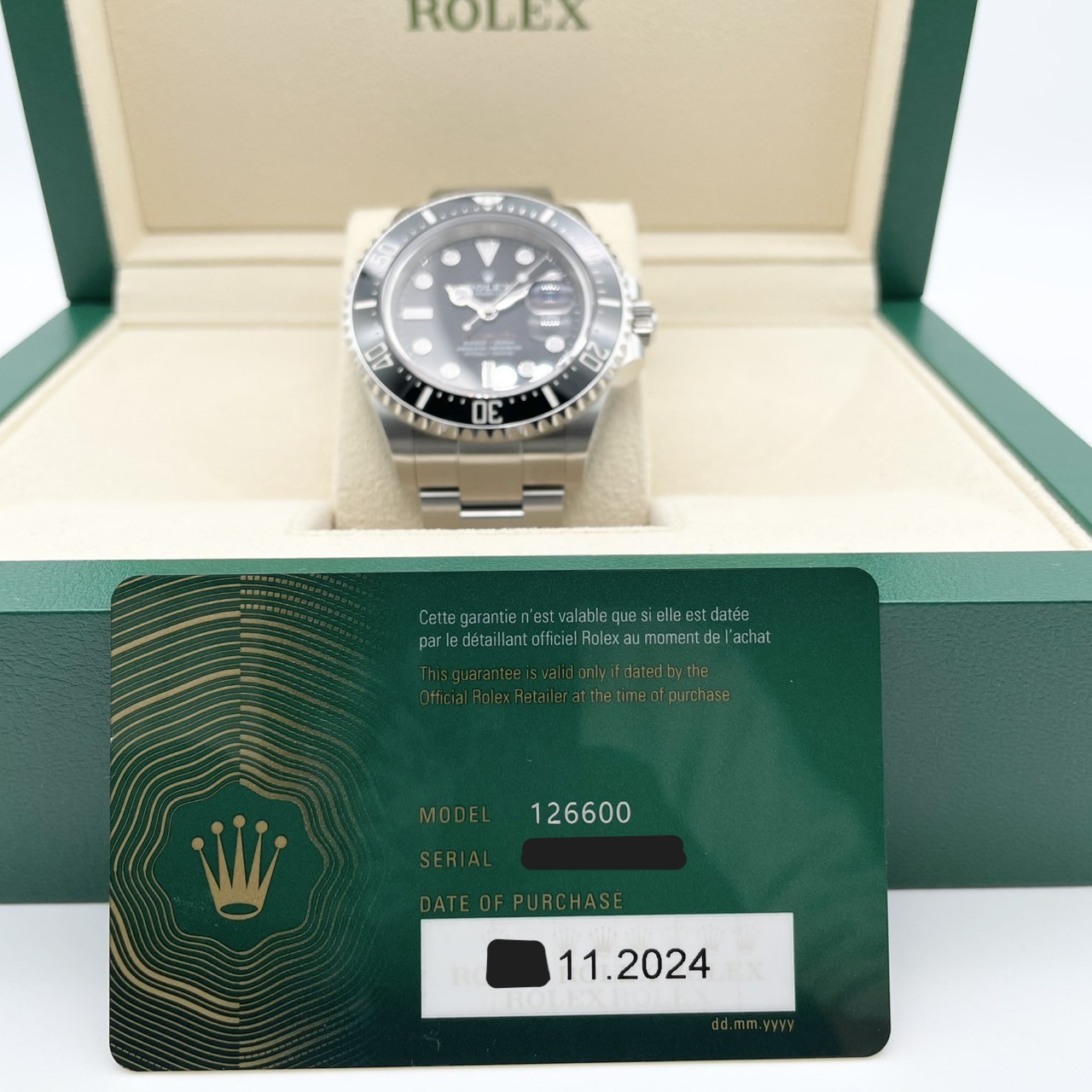 ロレックス シードゥエラー 126600 ブラック オイスターブレスレット 43mm