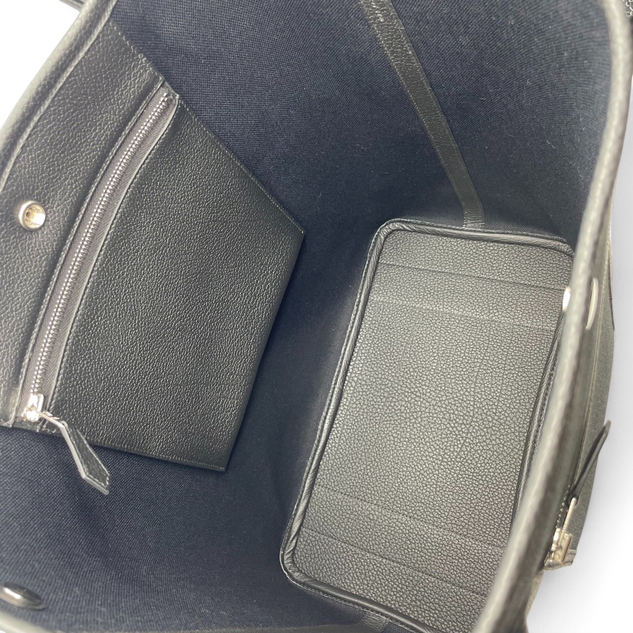 【定価以下】エルメス ガーデンパーティ ポケット ヴェルティカル W33.5 ノワール ネゴンダカーフ/ミリタリーキャンバス シルバー金具 W刻印