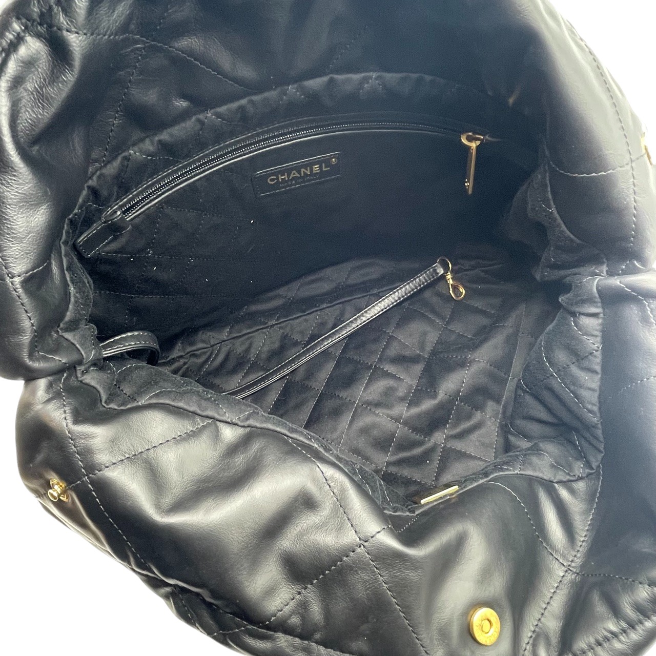 【現金特価】シャネル CHANEL22 スモール ハンドバッグ ブラック カーフスキン ゴールド金具