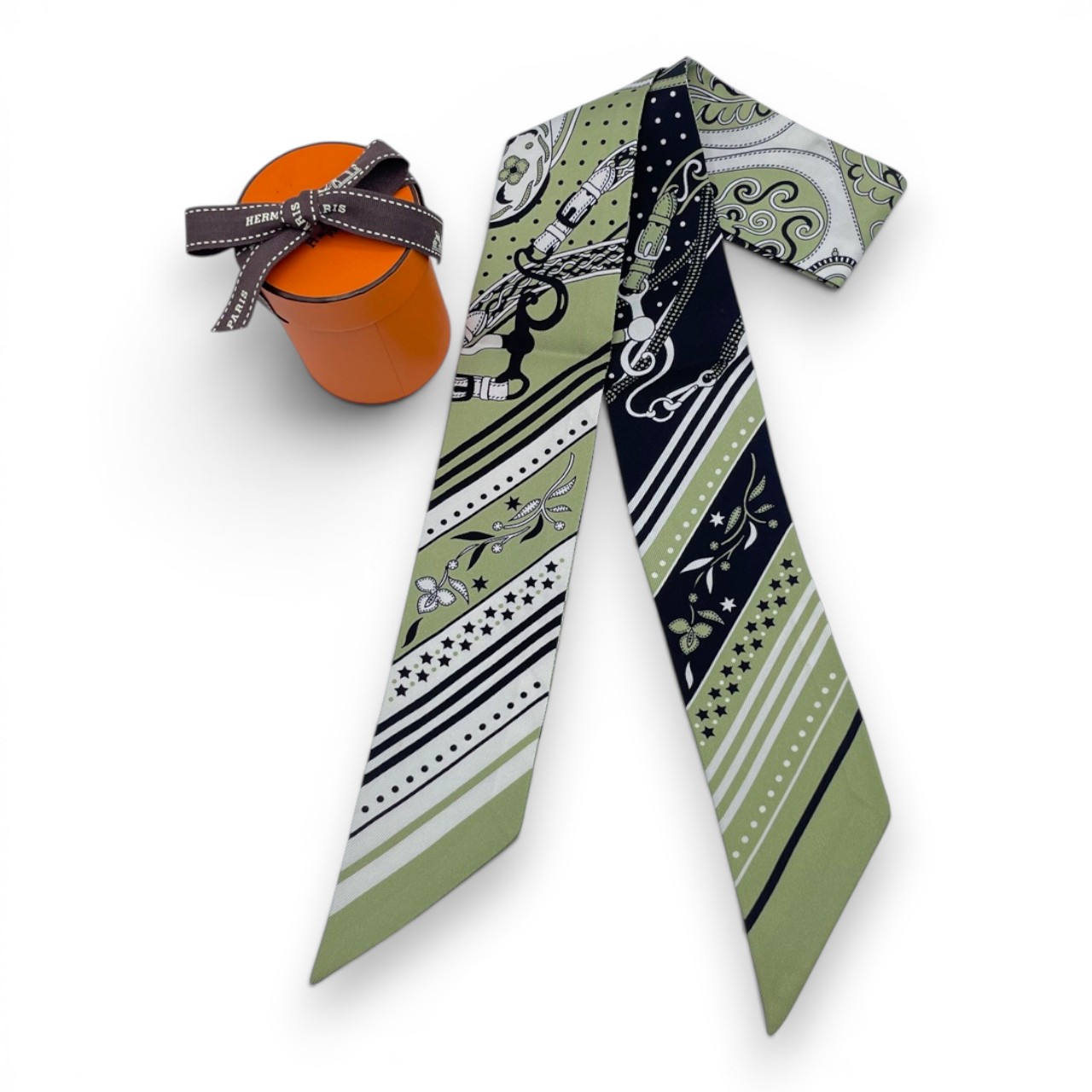 エルメス ツイリー アマゾンの祭典 Festival des Amazones Bandana