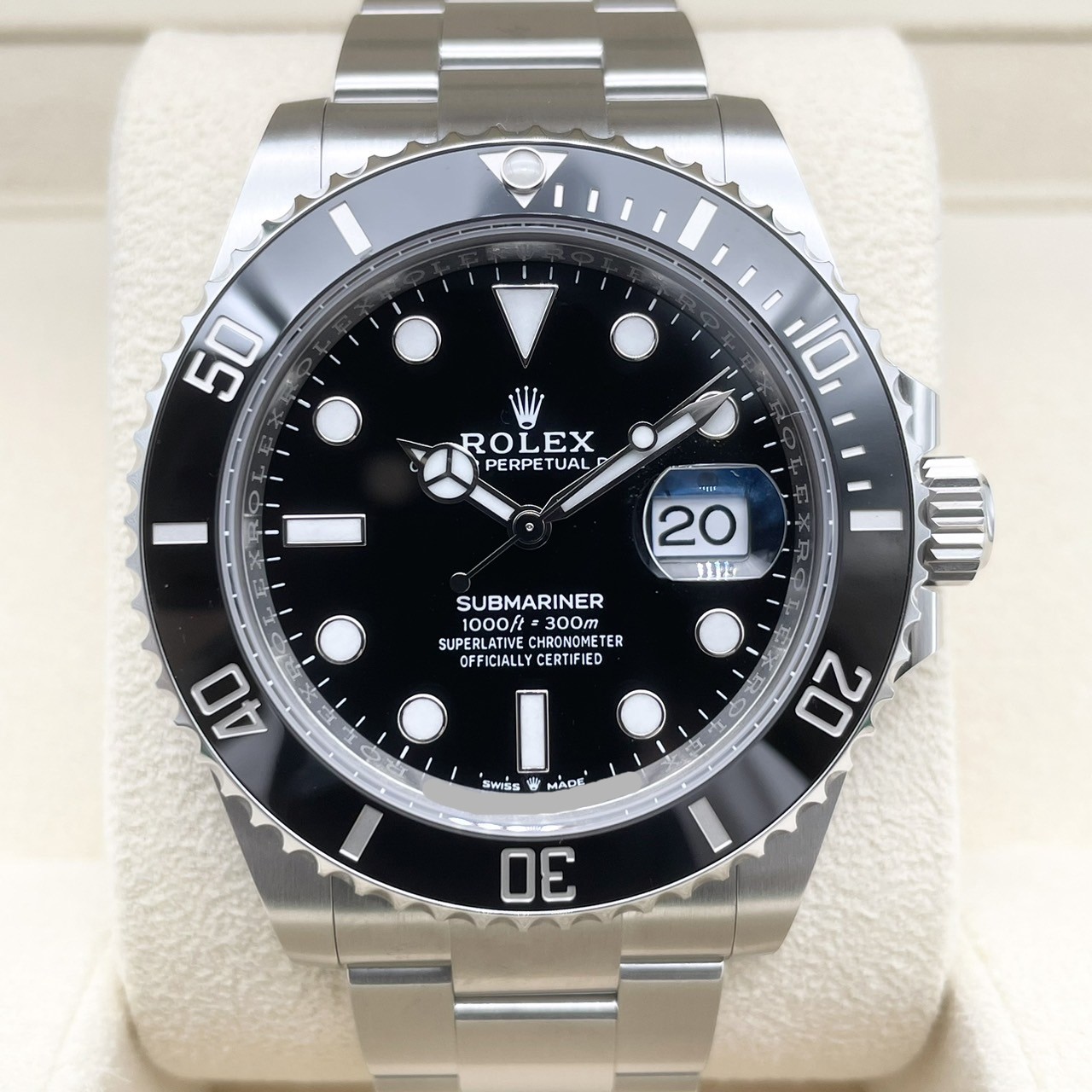 ロレックス サブマリーナデイト 126610LN ブラック 41mm