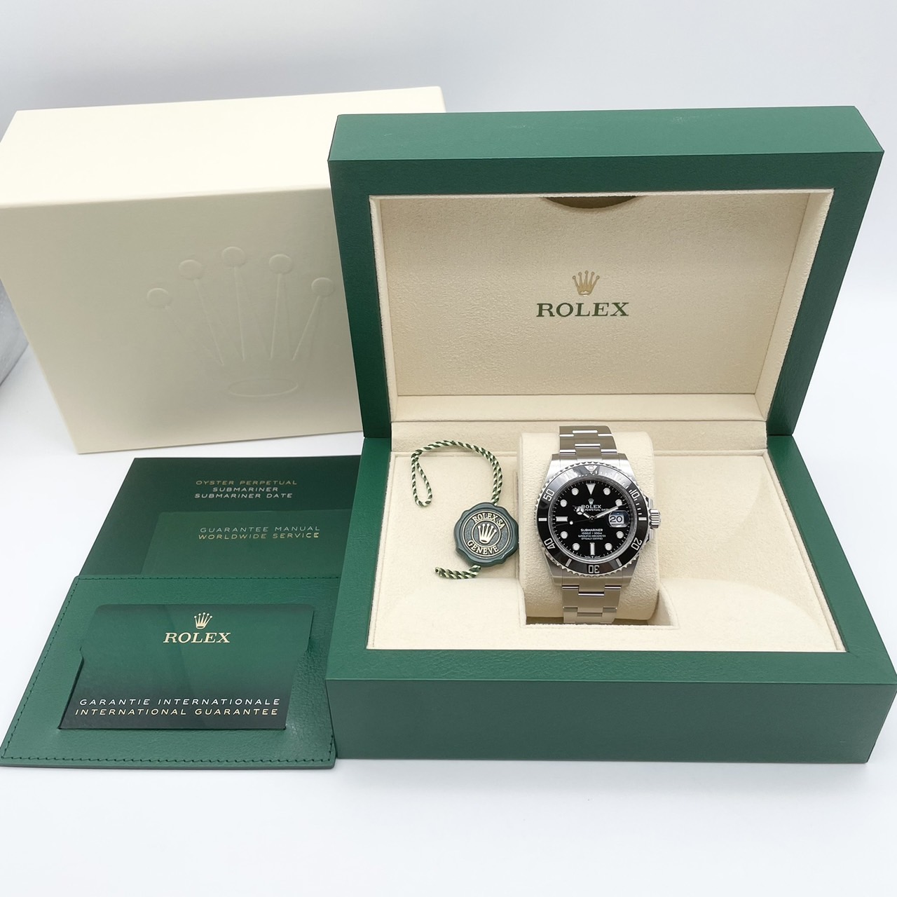 ロレックス サブマリーナデイト 126610LN ブラック 41mm