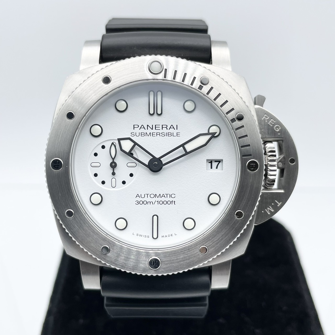 パネライ サブマーシブル PAM02223 ホワイト 42mm