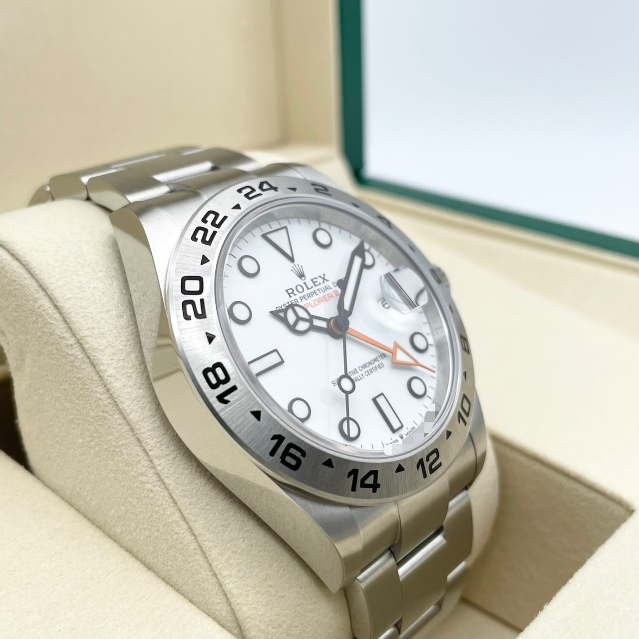ロレックス エクスプローラーII 226570 ホワイト オイスターブレスレット 42mm