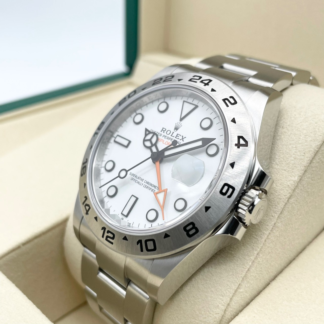 ロレックス エクスプローラーII 226570 ホワイト オイスターブレスレット 42mm