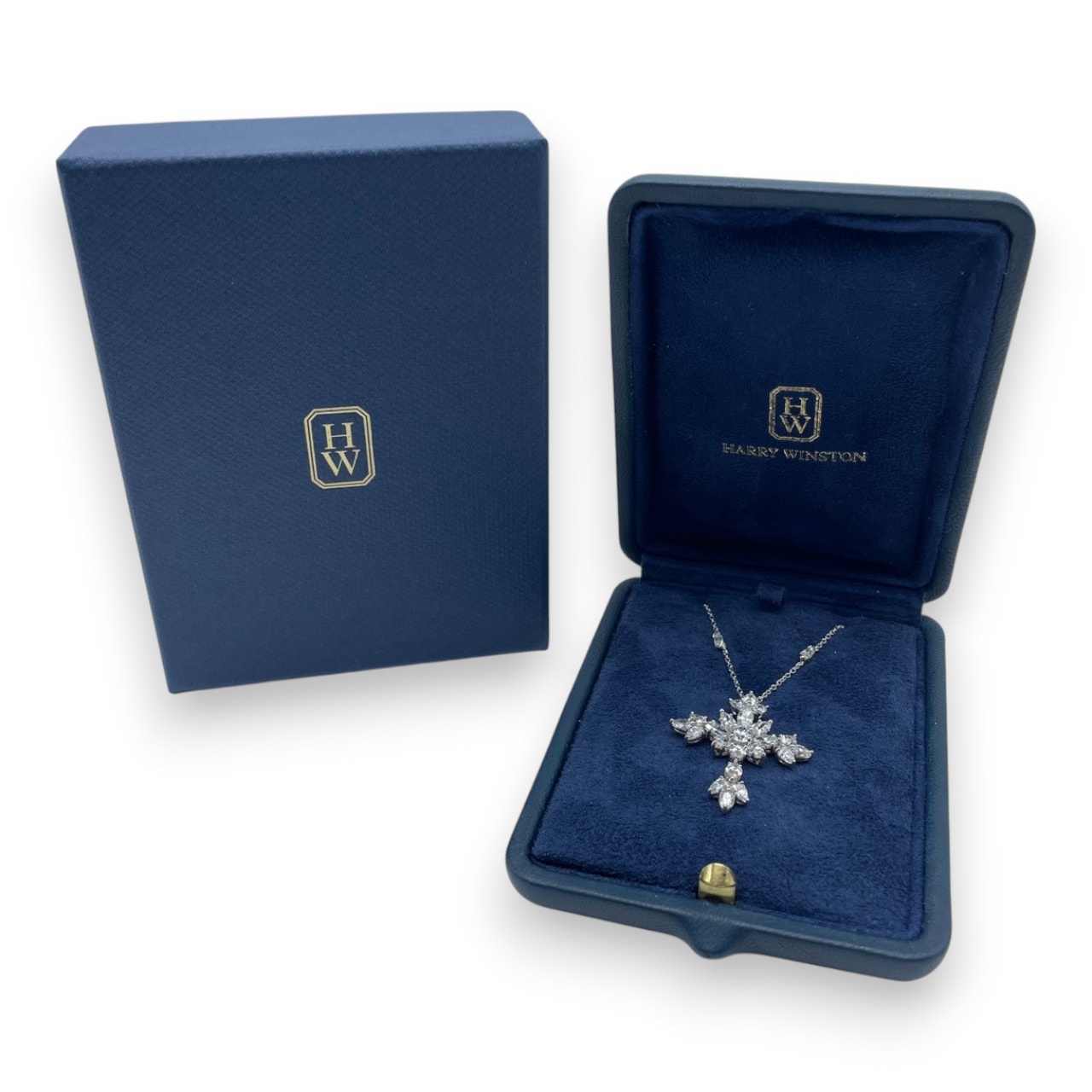 ハリーウィンストン マーキー・クロス・ペンダント PEDPRESMMQ