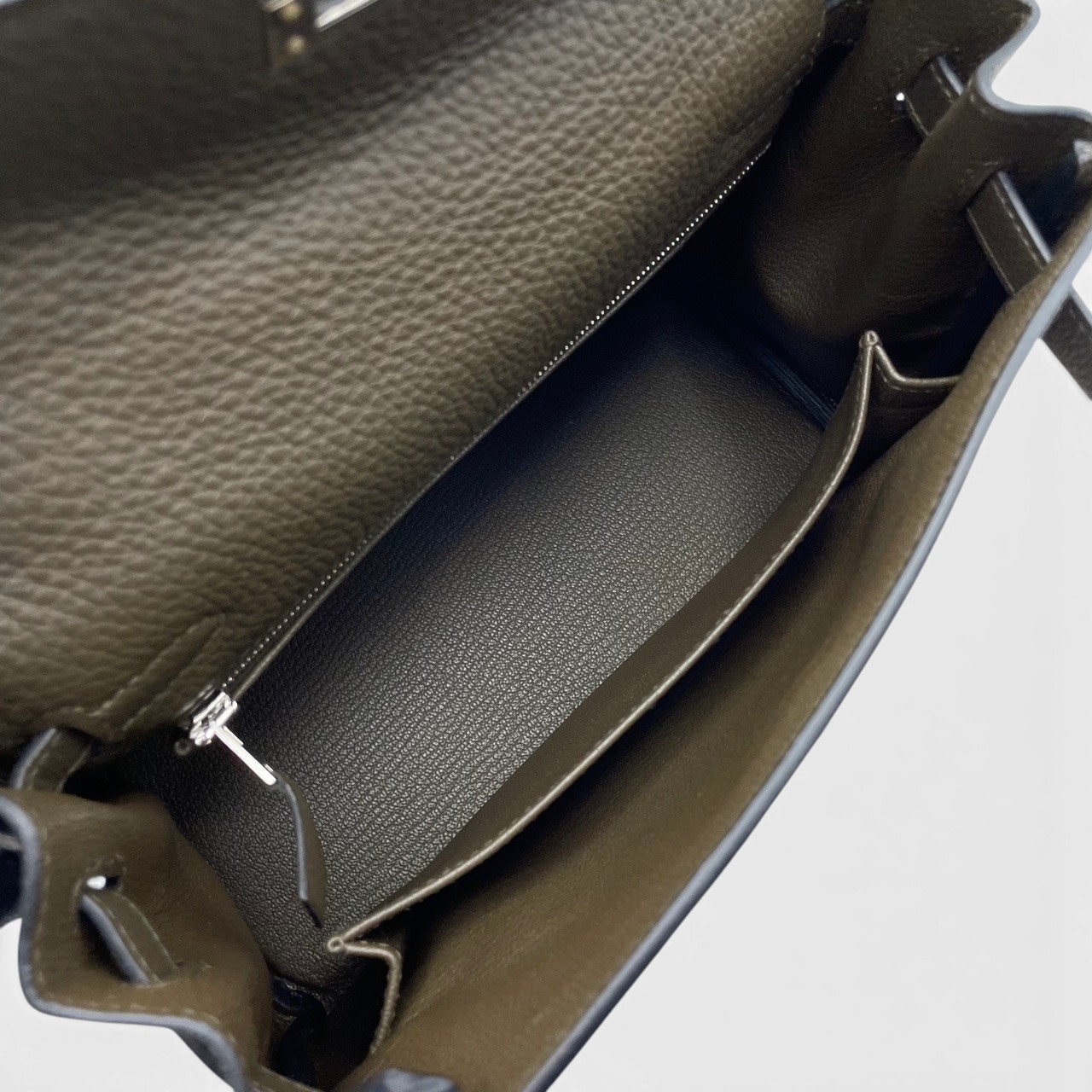 【現金特価】エルメス ケリー 25 ヴェールロデン トゴ シルバー金具 G刻印