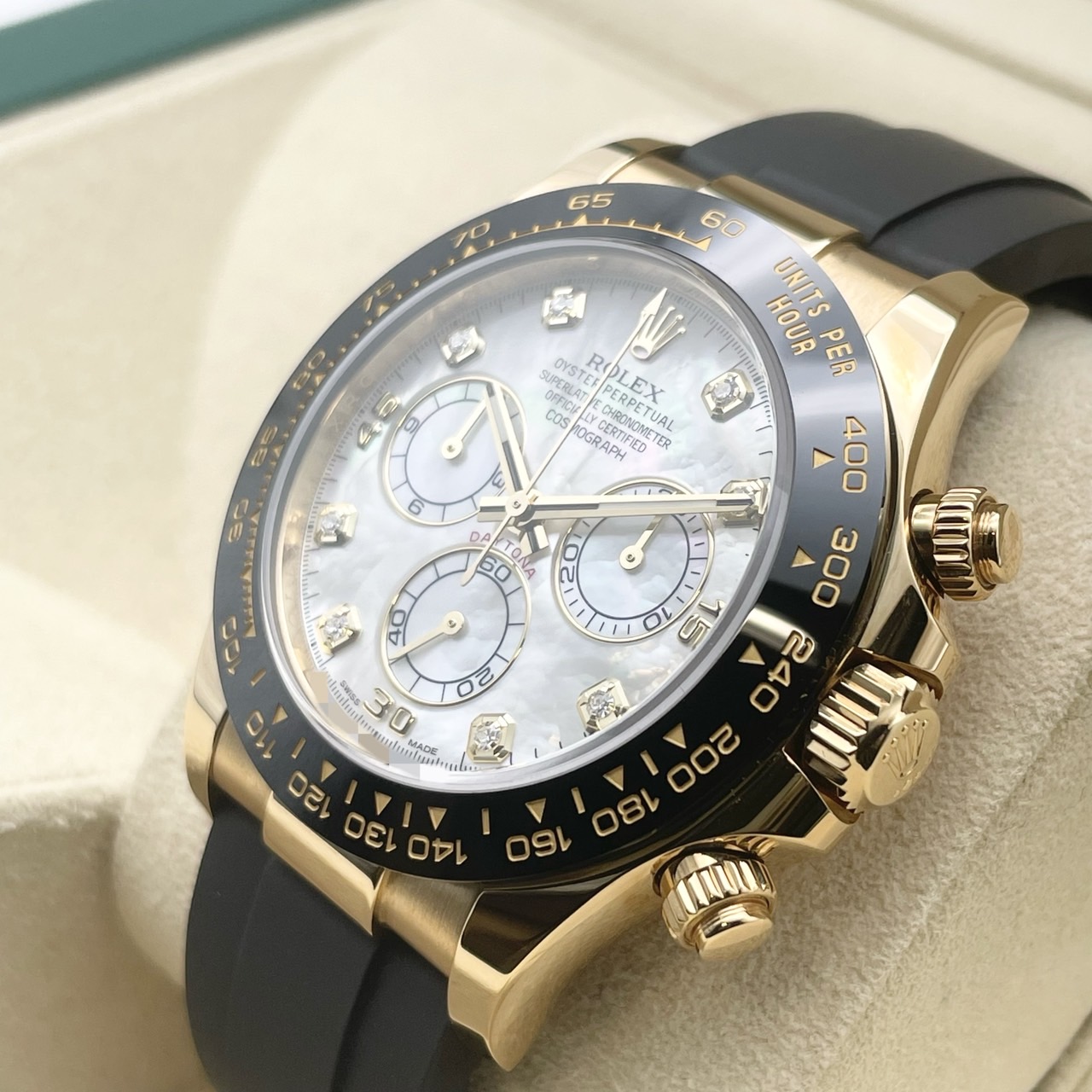 【新ギャラ付属！】デイトナ 116518LNNG ホワイトシェル イエローゴールド オイスターフレックス 40mm