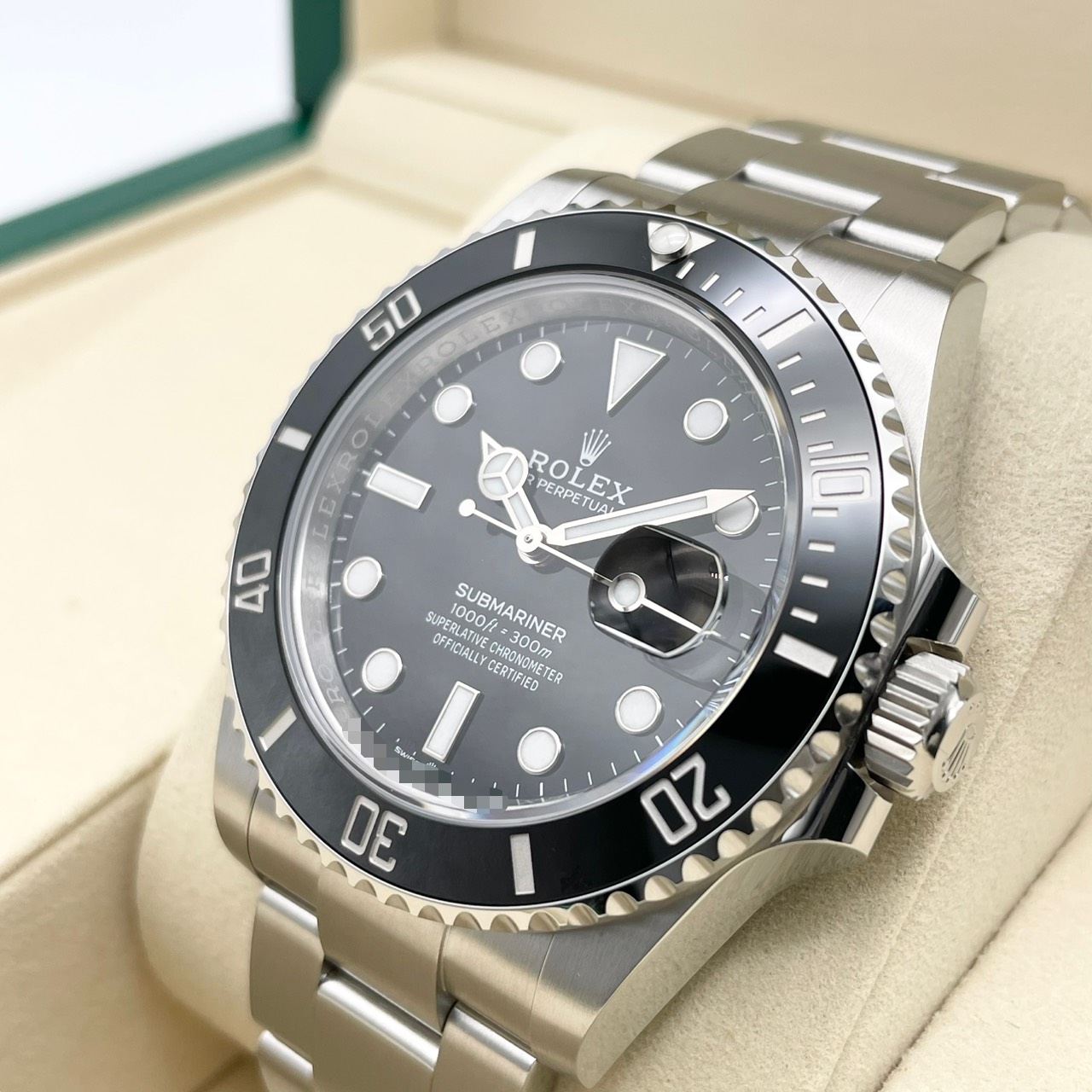 ロレックス サブマリーナーデイト 126610LN ブラック 41mm