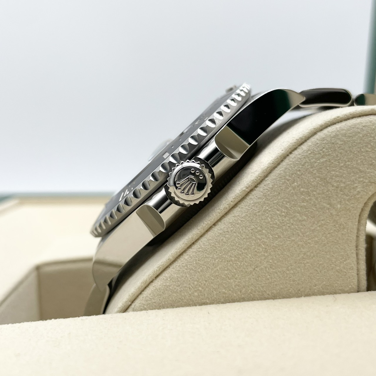 ロレックス サブマリーナーデイト 126610LN ブラック 41mm