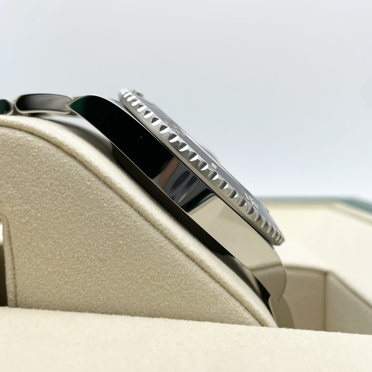 ロレックス サブマリーナーデイト 126610LN ブラック 41mm