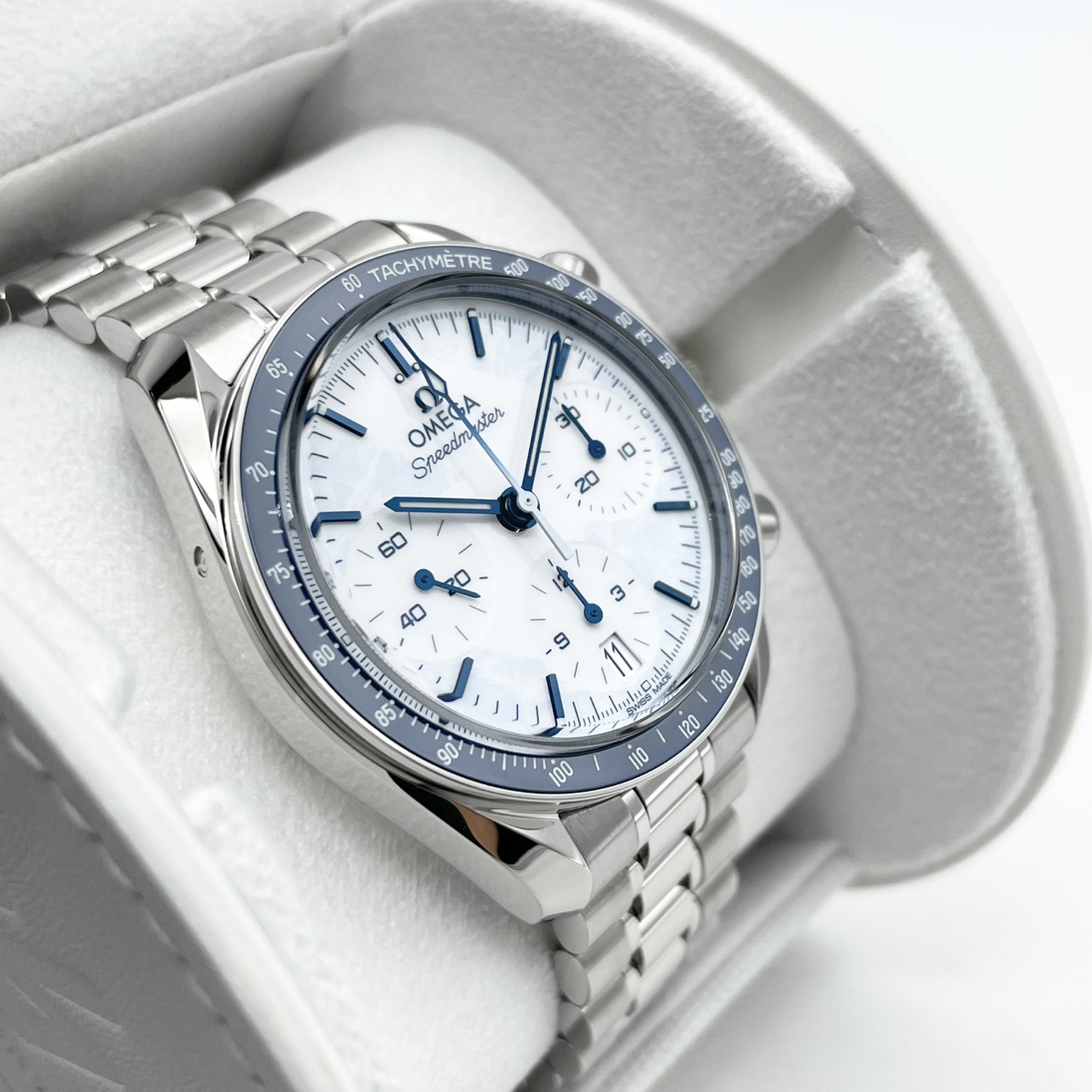 オメガ スピードマスター ミラノ コルティナ202﻿6 522.30.38.50.04.001 ホワイト 38mm