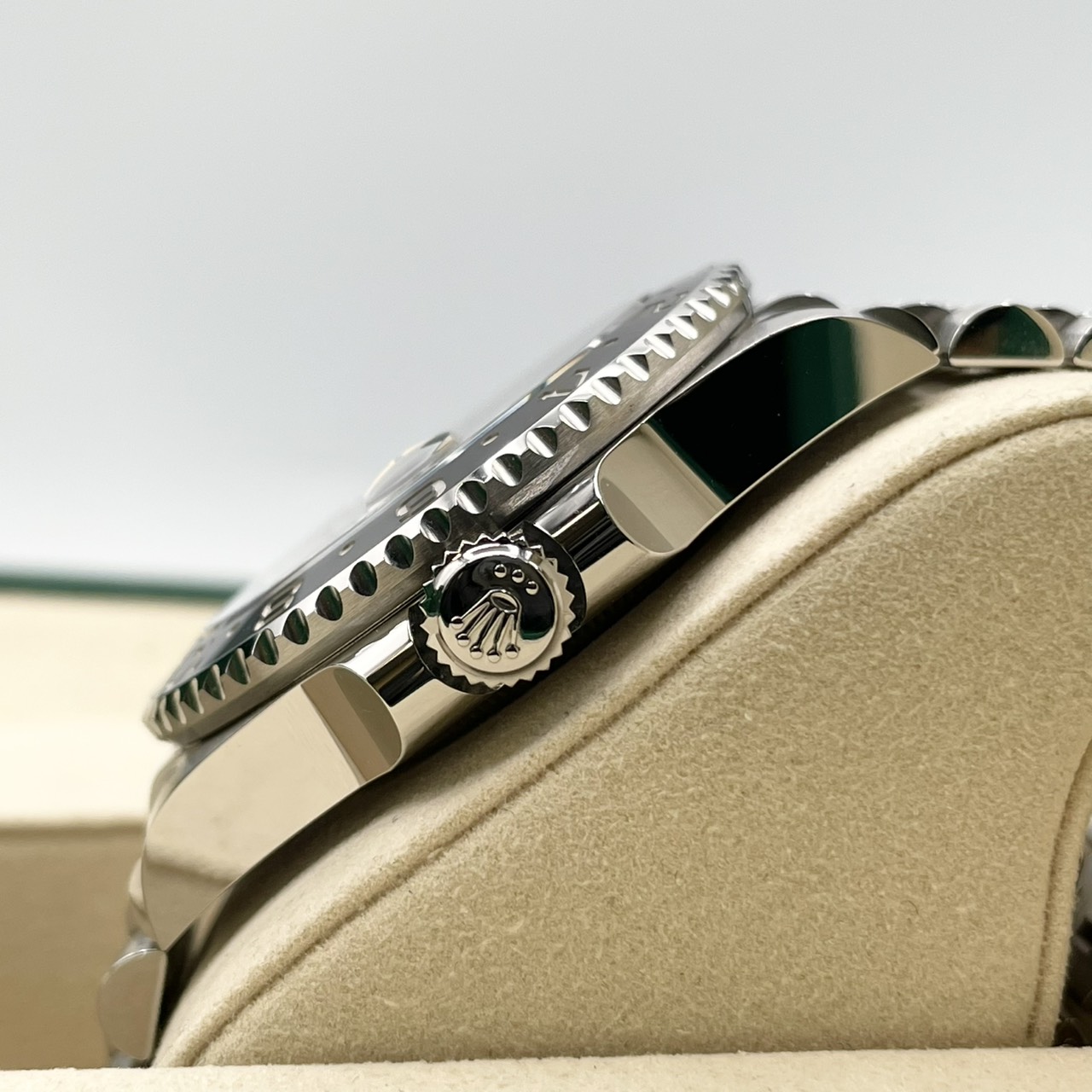 ロレックス GMTマスターII 126710GRNR ブラック ジュビリーブレス 40mm